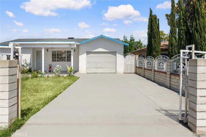 8277 Cherimoya Avenue, Fontana, California 92335