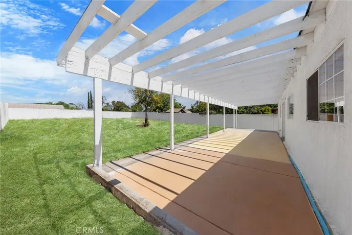 8277 Cherimoya Avenue, Fontana, California 92335