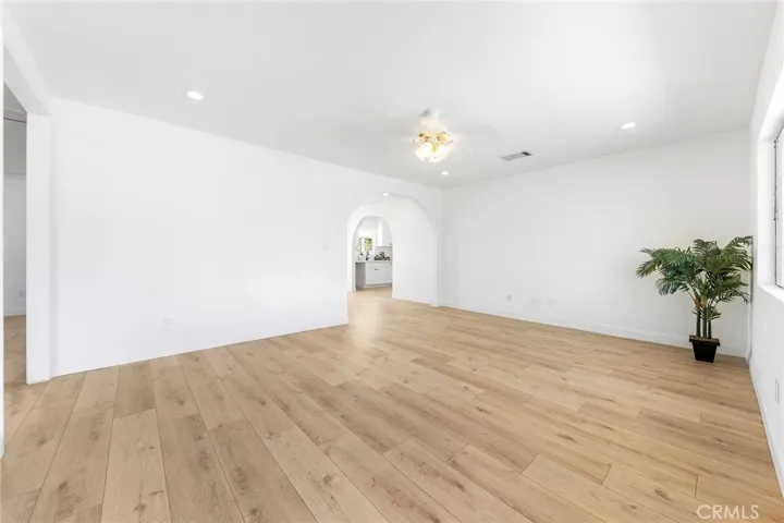 8277 Cherimoya Avenue, Fontana, California 92335
