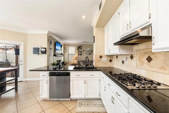 22482 White Sage Street, Corona, California 92883
