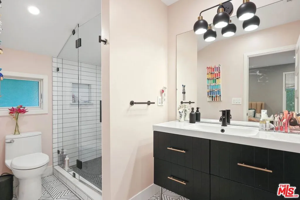 10301 Walavista Road, Los Angeles, California 90064 home-pic-18