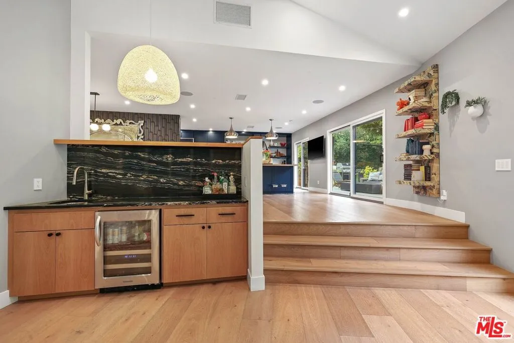 10301 Walavista Road, Los Angeles, California 90064 home-pic-20