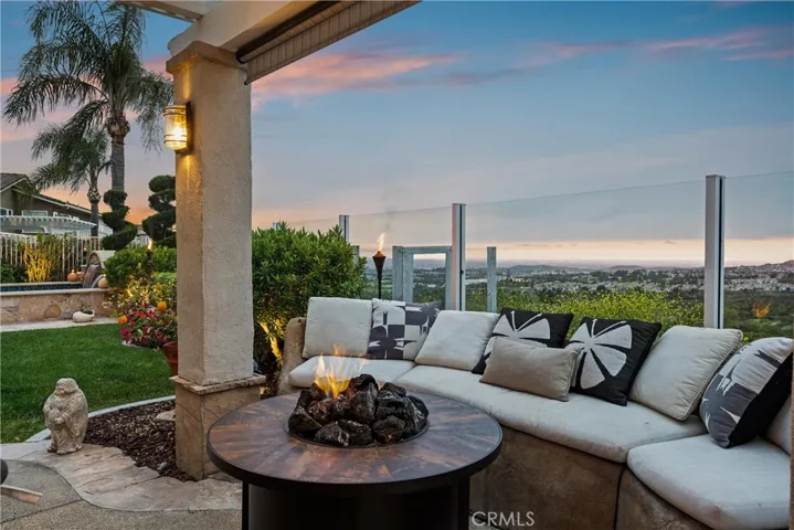 19461 Jasper Hill Road, Lake Forest, California 92679