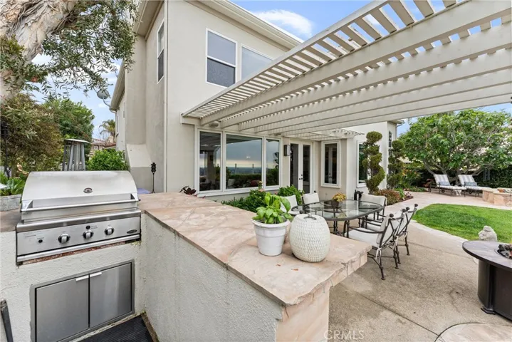Built-in BBQ area