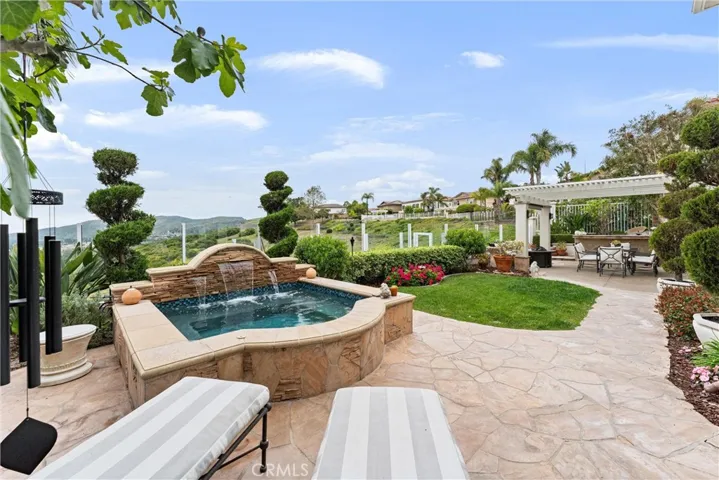 19461 Jasper Hill Road, Lake Forest, California 92679