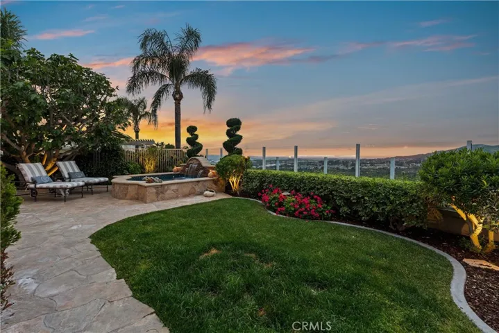 19461 Jasper Hill Road, Lake Forest, California 92679