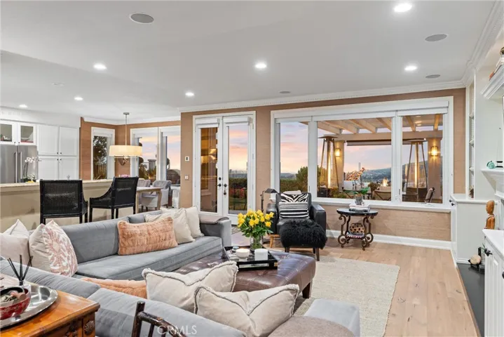 19461 Jasper Hill Road, Lake Forest, California 92679