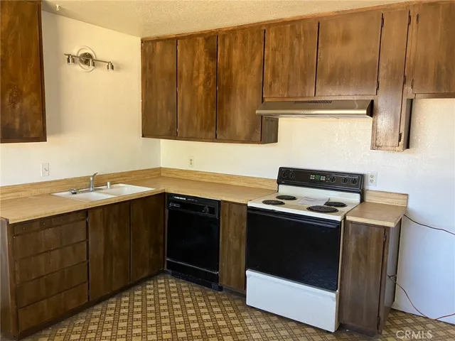 405 Avenue A, Lakeport, California 95453