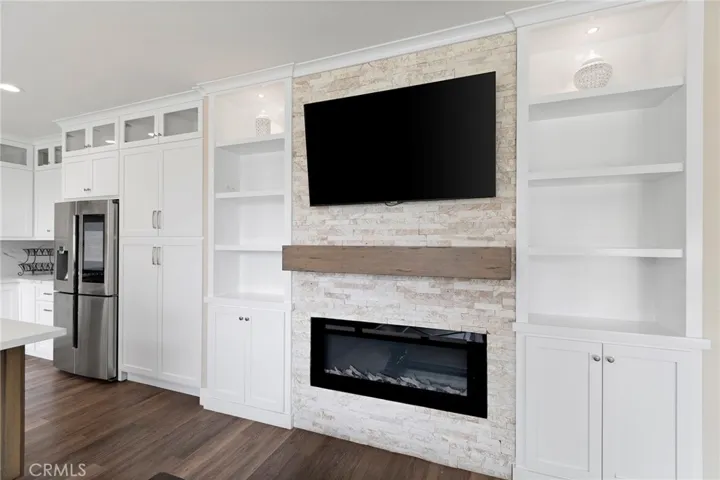 Fire Place/Family Room