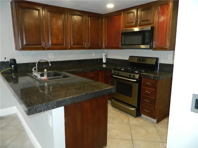 11282 Price Court, Riverside, California 92503
