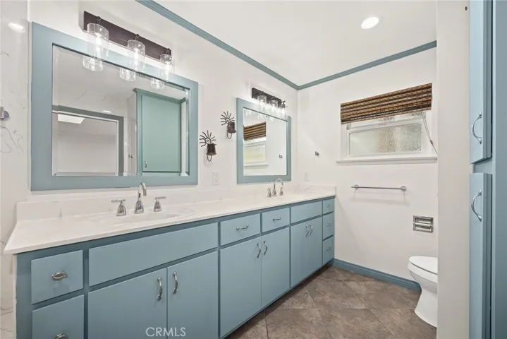 Primary En-Suite