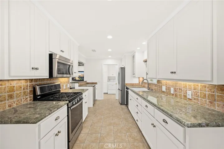1229 Valebrook Place, Glendora, California 91740