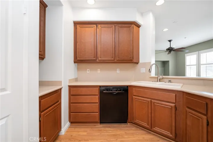 1 Moonstone, Irvine, California 92602