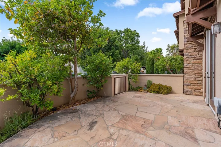 1 Moonstone, Irvine, California 92602