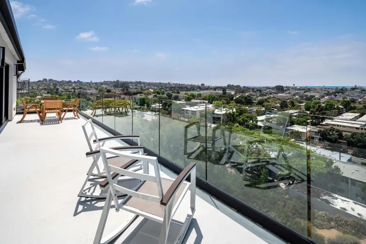 2732 Nipoma St, San Diego, California 92106