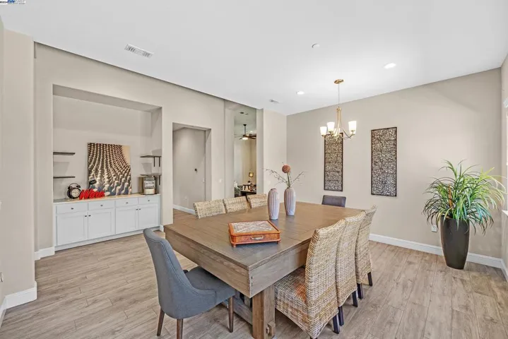 390 Fletcher Lane, Brentwood, California 94513