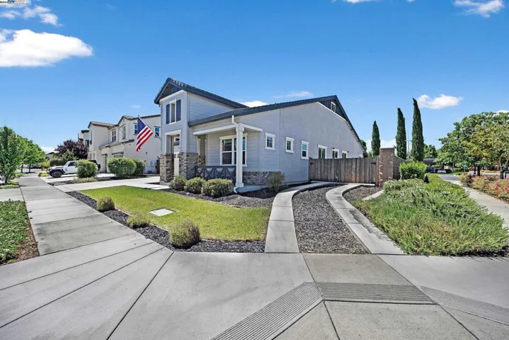 390 Fletcher Lane, Brentwood, California 94513