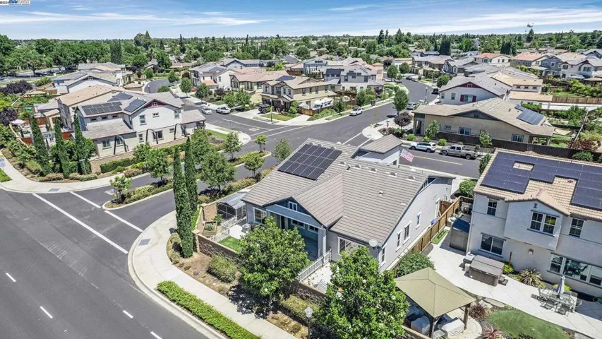 390 Fletcher Lane, Brentwood, California 94513