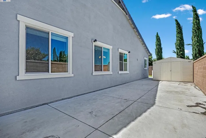 390 Fletcher Lane, Brentwood, California 94513