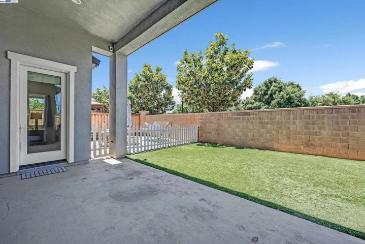 390 Fletcher Lane, Brentwood, California 94513