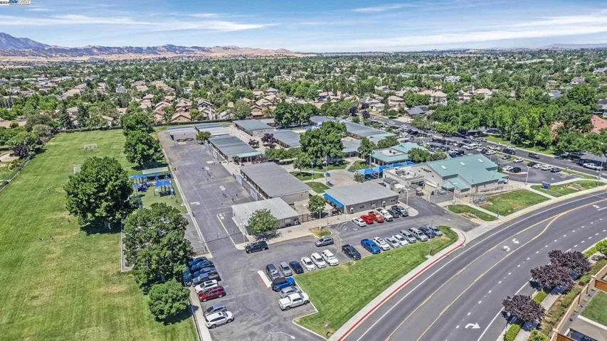 390 Fletcher Lane, Brentwood, California 94513