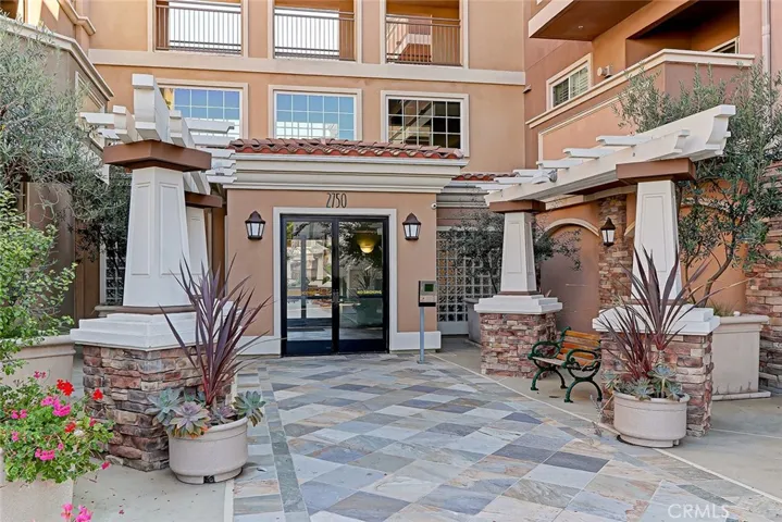 2750 Artesia Boulevard 313, Redondo Beach, California 90278