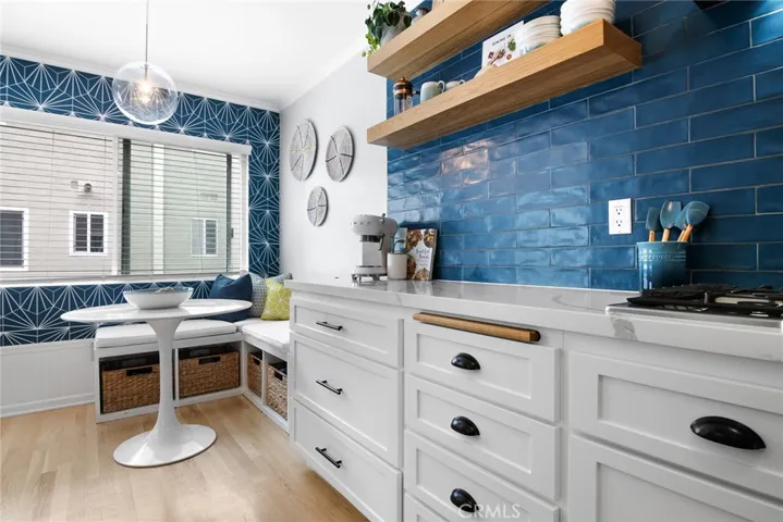 Breakfast nook