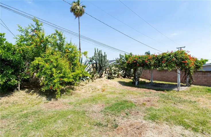11420 Mina Avenue, Whittier, California 90605
