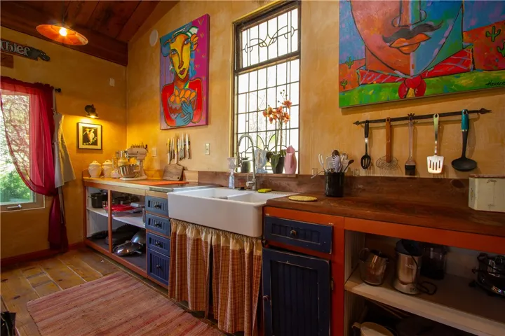 29901 Skyline Drive, Tehachapi, California 93561