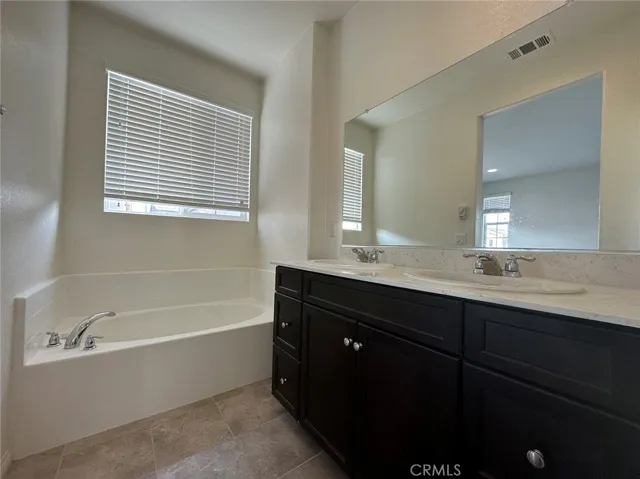 5846 Ginger Dr, Eastvale, California 92880