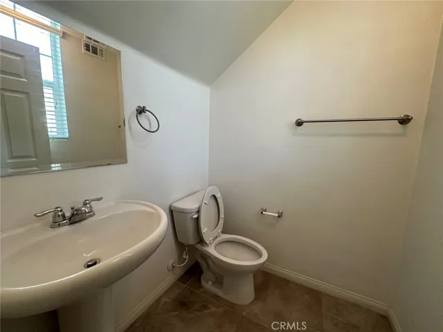 5846 Ginger Dr, Eastvale, California 92880