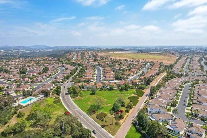2014 Redwood Crest, Vista, California 92081