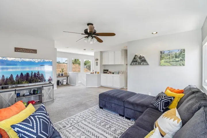 2014 Redwood Crest, Vista, California 92081
