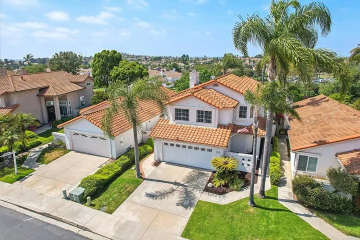 2014 Redwood Crest, Vista, California 92081