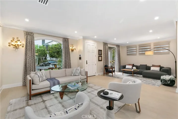 26 Long Bay Drive, Newport Beach, California 92660