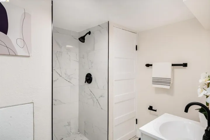 533 Taylor Ave, Alameda, California 94501