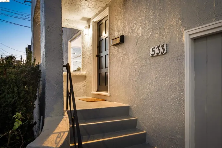 533 Taylor Ave, Alameda, California 94501