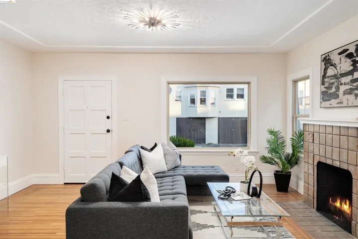 533 Taylor Ave, Alameda, California 94501