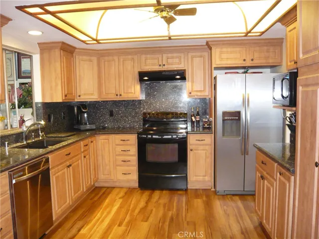2006 kitchen remodel, new cabinets, appliances, granite countertops