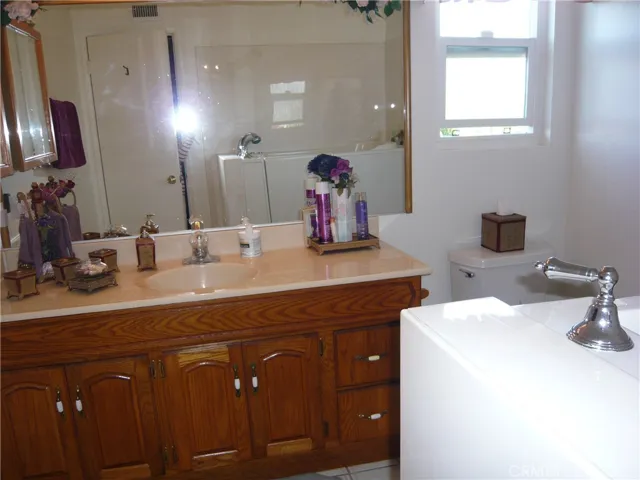 Bath with jacuzzi tub & shower