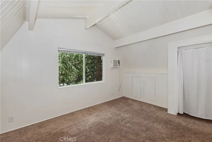 31537 Silver Spruce Dr., Running Springs, California 92382