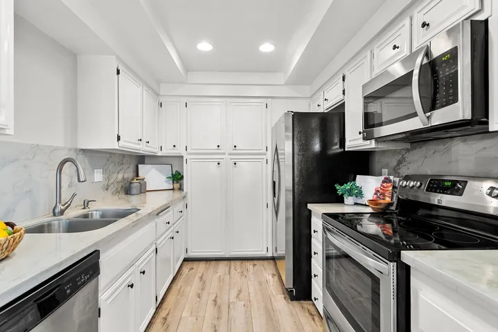 2063 S June Place, Anaheim, California 92802