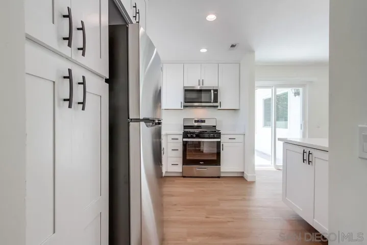 1416 Rolling Hills, Oceanside, California 92056