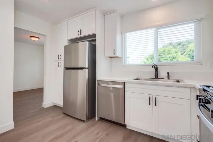 1416 Rolling Hills, Oceanside, California 92056