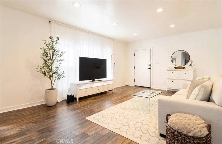 825 E 21st Street, Long Beach, California 90806