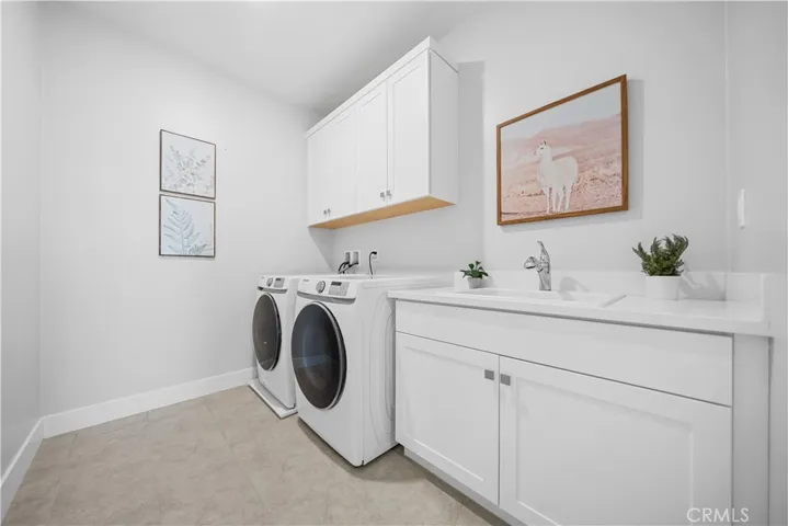 625 Cardona, Lake Forest, California 92630