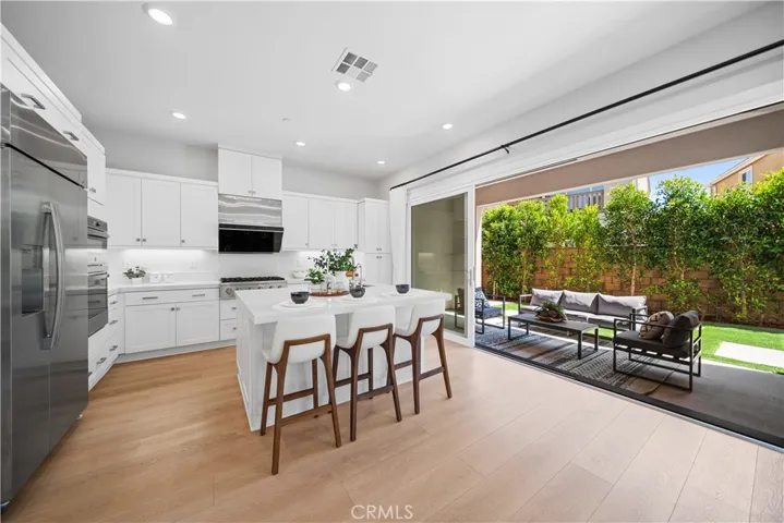 625 Cardona, Lake Forest, California 92630