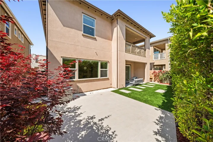625 Cardona, Lake Forest, California 92630
