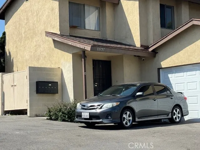 11757 Colima Road, Whittier, California 90604