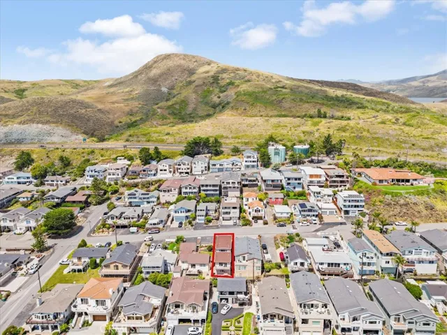 888 Saint Mary Ave, Cayucos, California 93430